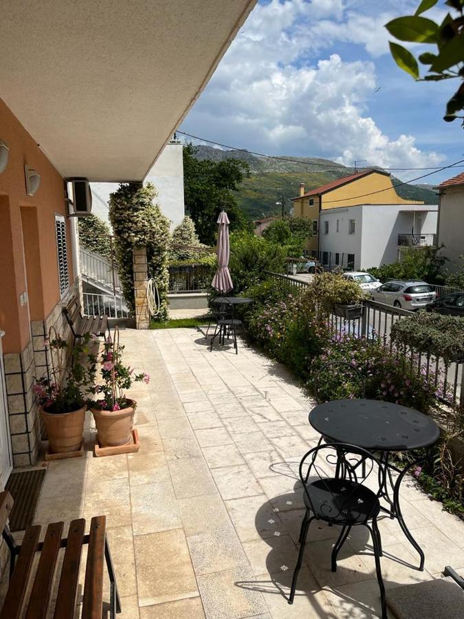 Apartman Cezar Apartment Stobrec Exterior photo