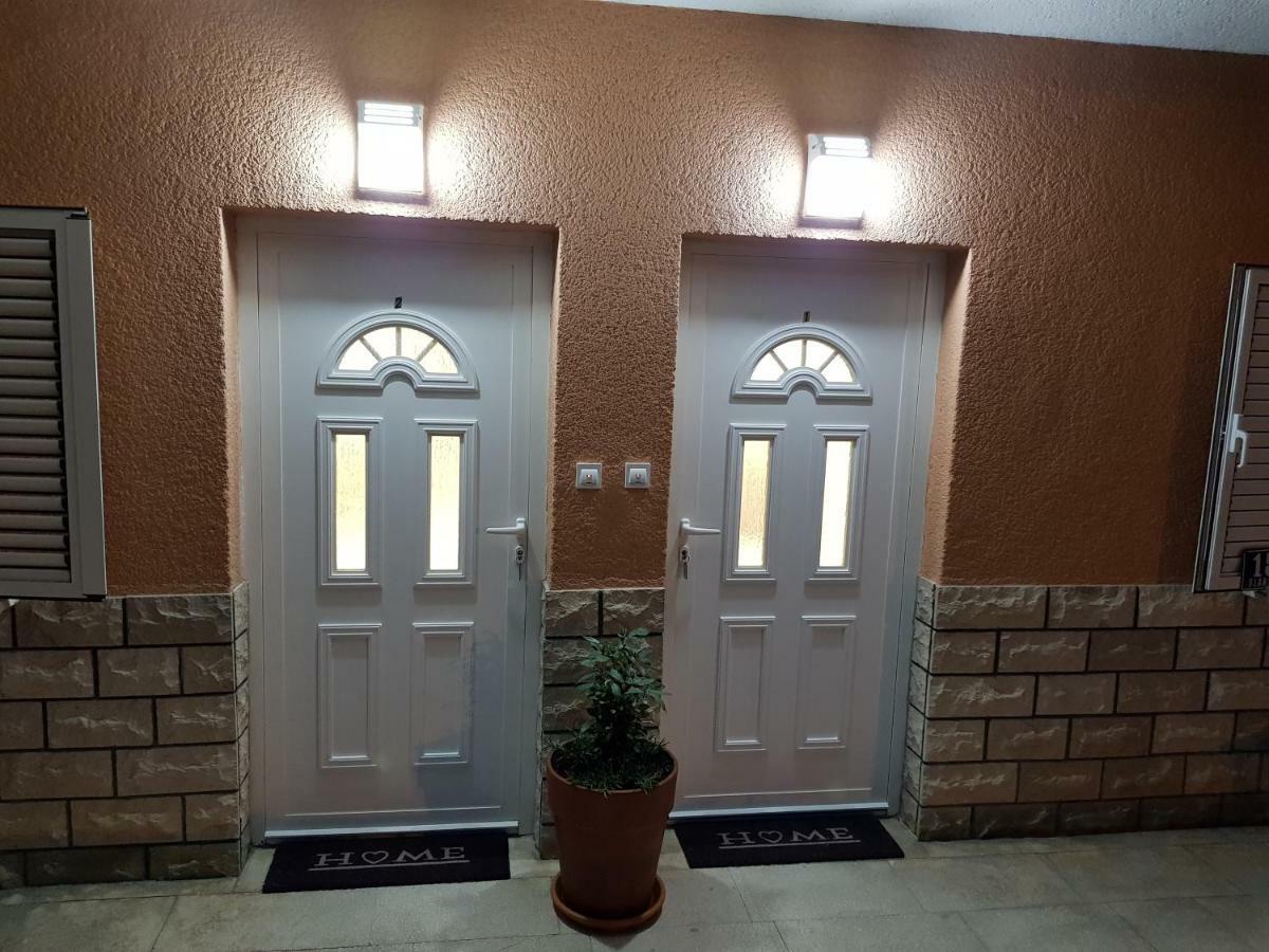 Apartman Cezar Apartment Stobrec Exterior photo
