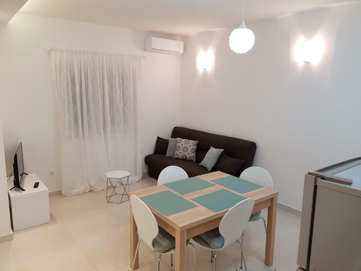 Apartman Cezar Apartment Stobrec Exterior photo